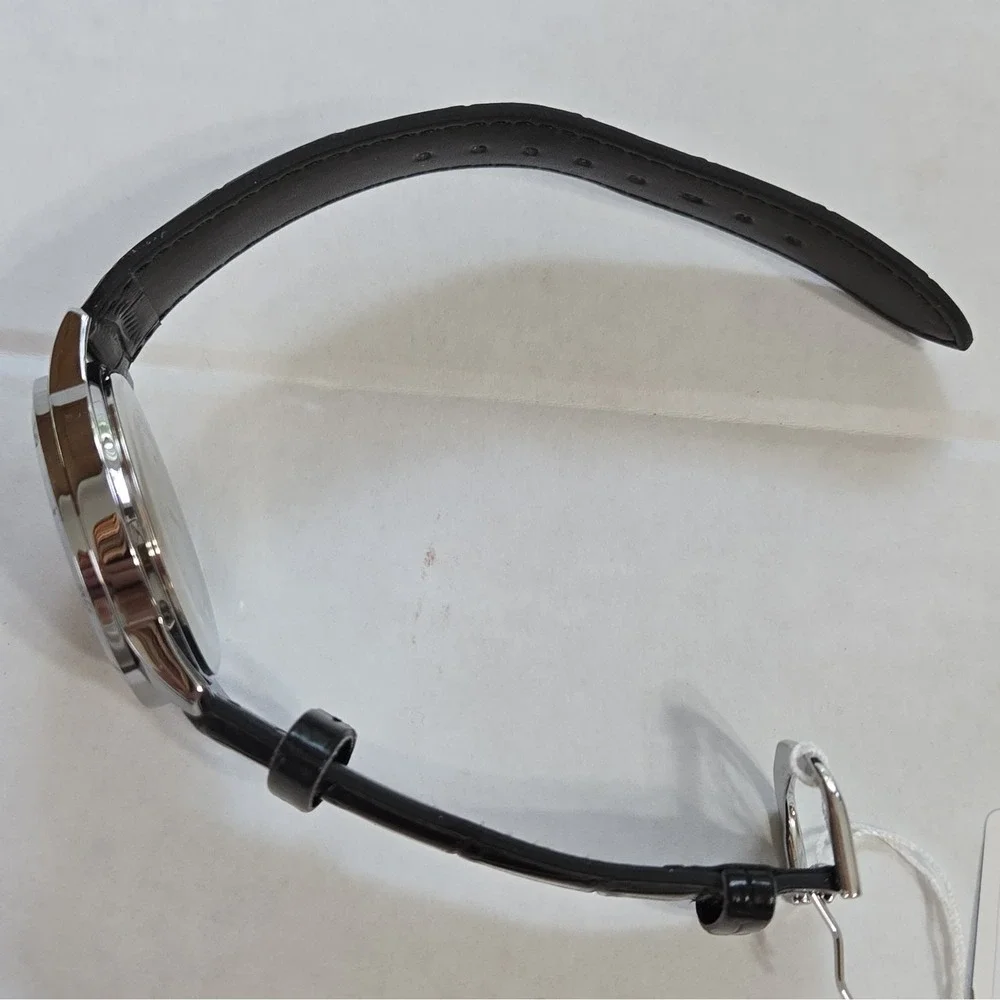 Casio men 42mm